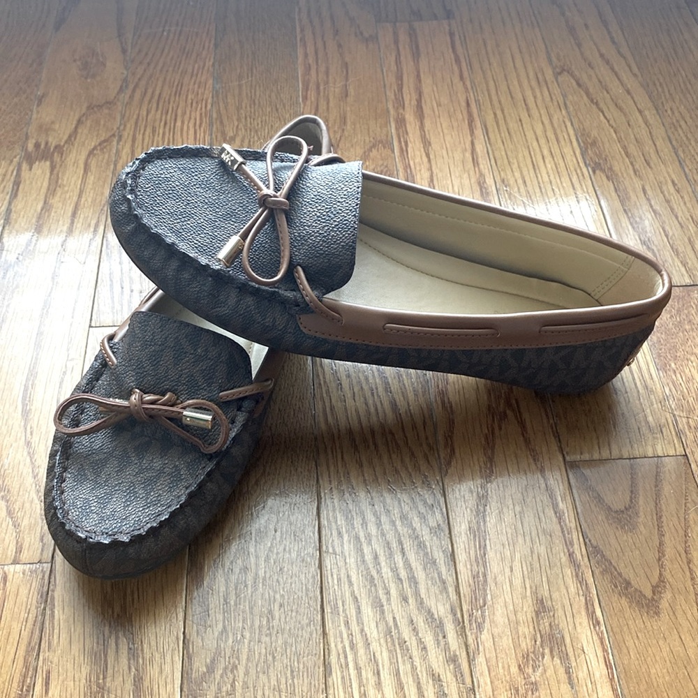 Michael Kors monogram loafer